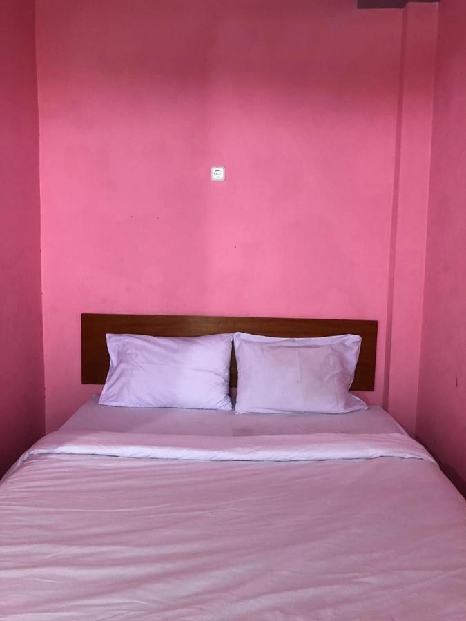 Oyo 3750 Elder Guest House Bandung Exterior photo