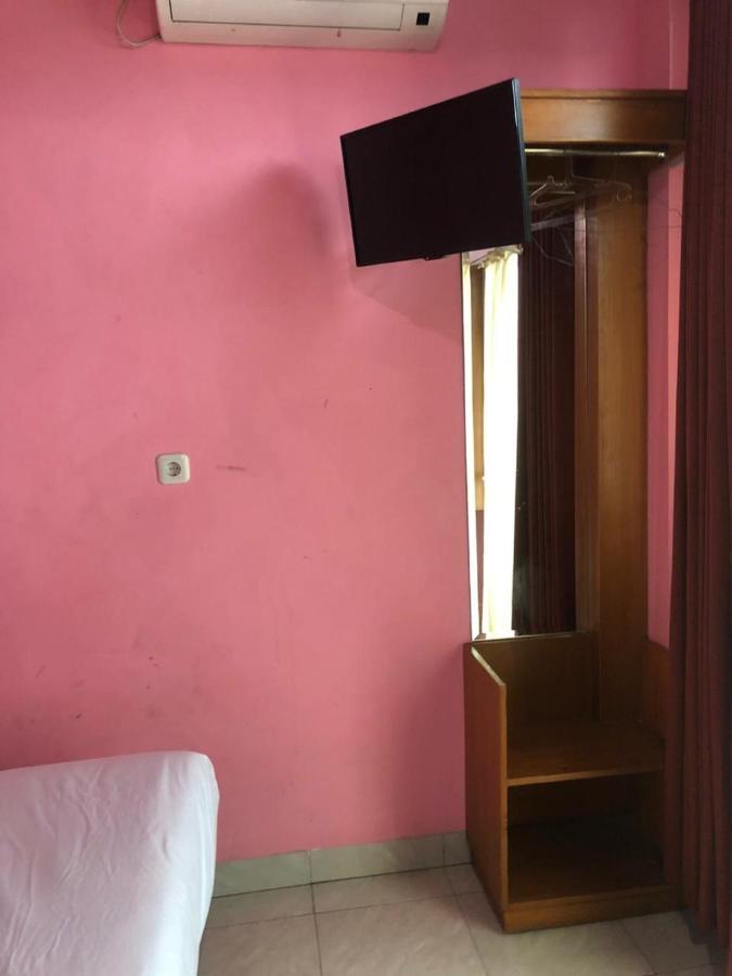 Oyo 3750 Elder Guest House Bandung Exterior photo